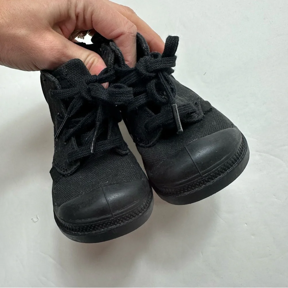 Palladium size toddler